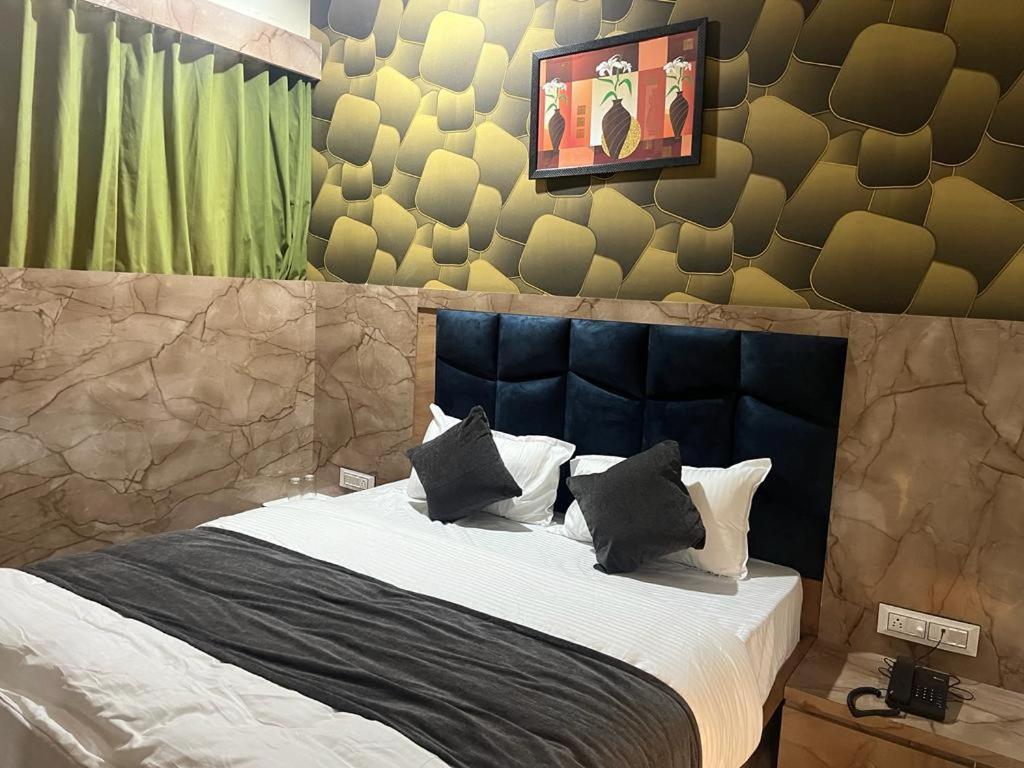 Hotel Sunrise Vadodara Eksteriør bilde